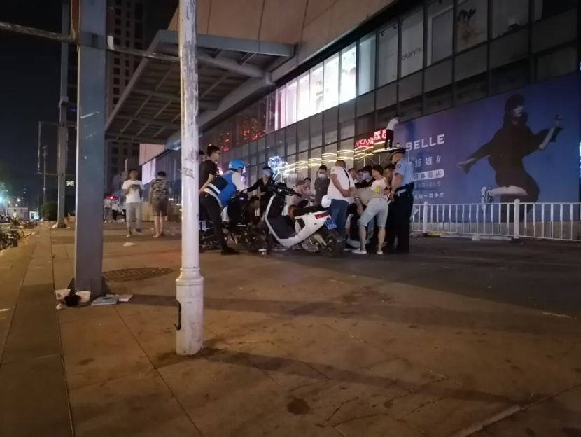 橘子湖访谈图片